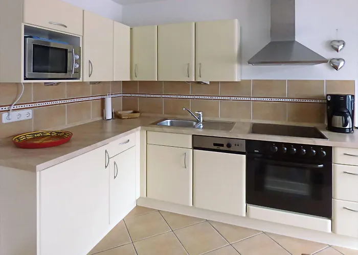 Gruene Str 36 H W 8 شقة